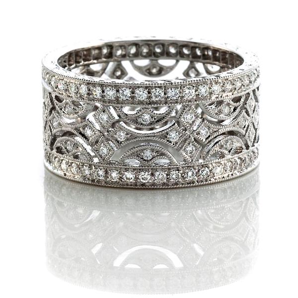 18K GOLD OR PLATINUM WEDDING RING WITH ART DECO PATTERN IN DIAMONDS