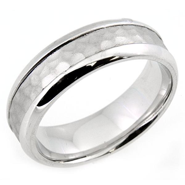 14KT WEDDING RING WITH HAMMERED CENTER AND BRIGHT EDGES 7MM