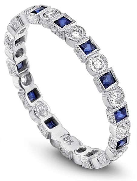 18K GOLD WEDDING RING WITH SQUARE SAPPHIRES AND ROUND DIAMONDS