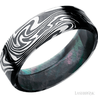 7 mm wide Beveled Kinetic band featuring a Black Mother of Pearl sleeve.