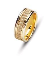 14KT WEDDING RING WITH FLUTED DESIGN IN CENTER AND BRIGHT EDGES