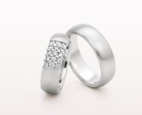 WEDDING RING BRILLIANT CUT DIAMONDS 65MM - RING ON LEFT